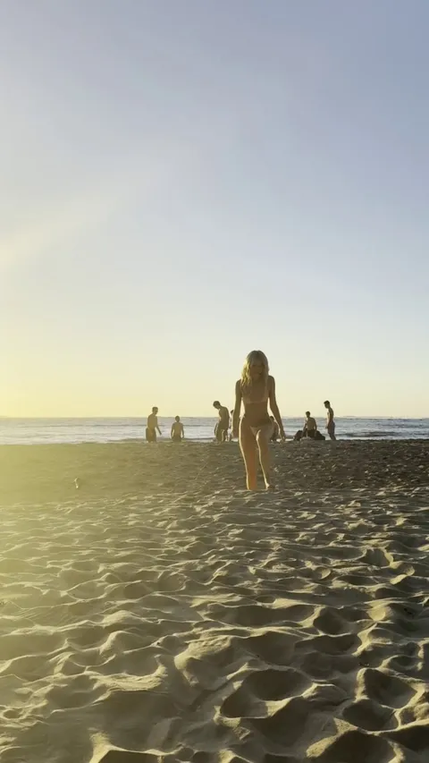 My turn to distract the whole beach (reveal)