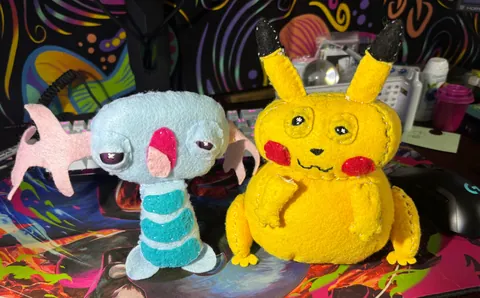 You guys loved my Wooper so much I have to make another one, went with Chonkachu this time and he was more rough than I was imagining but still turned out way better than I actually expected.