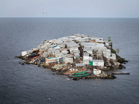 Migingo Island, population of 131, only 0.0008sq mi of dirt