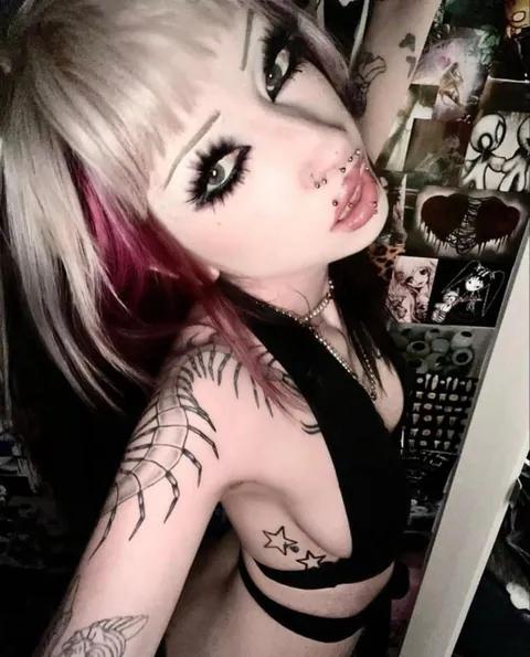 I feel like there is a common theme here I just can’t see it🧐…