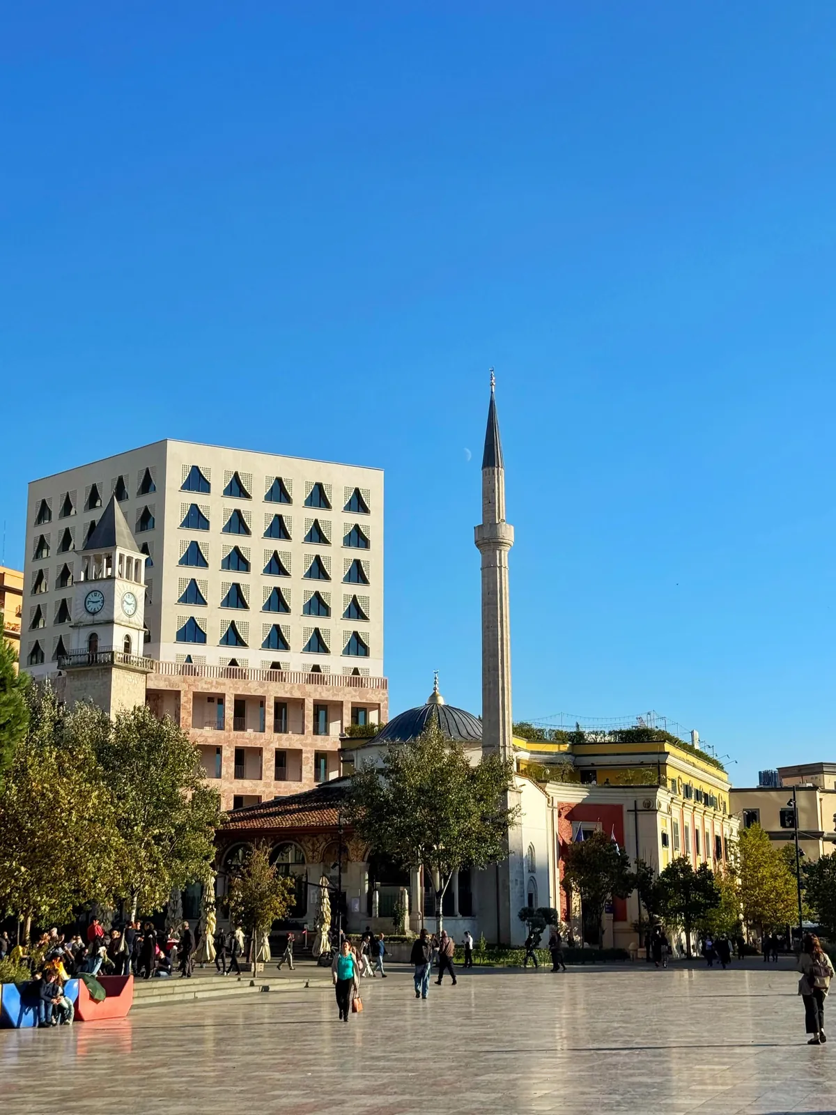 Albania is criminally underrated 🇦🇱 -Stunning landscapes, affordable travel, and genuinely kind people