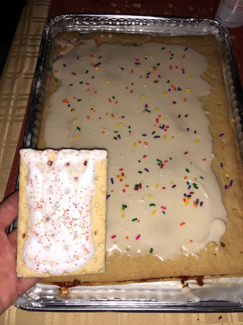 [Homemade] Giant strawberry poptart