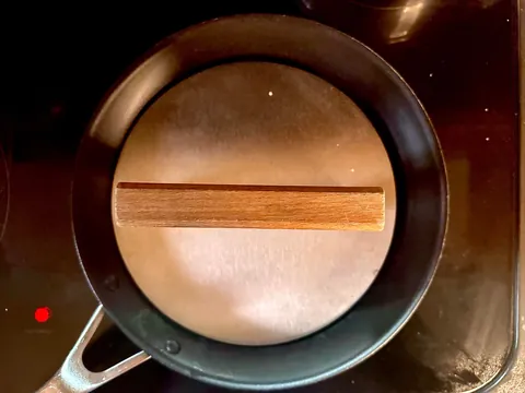 Mozzarella, tomato, and pesto melt on [homemade] bread