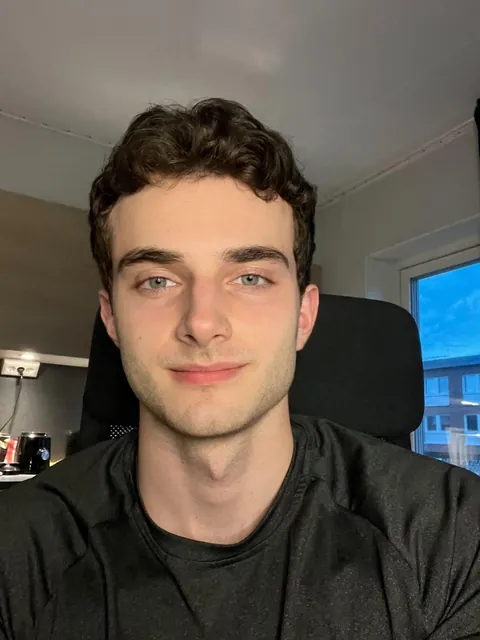 The Face VS The Cock