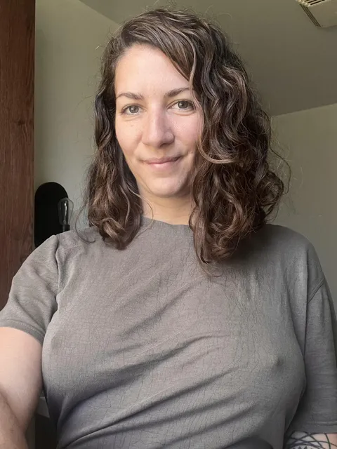 No bra and not a care in the world 