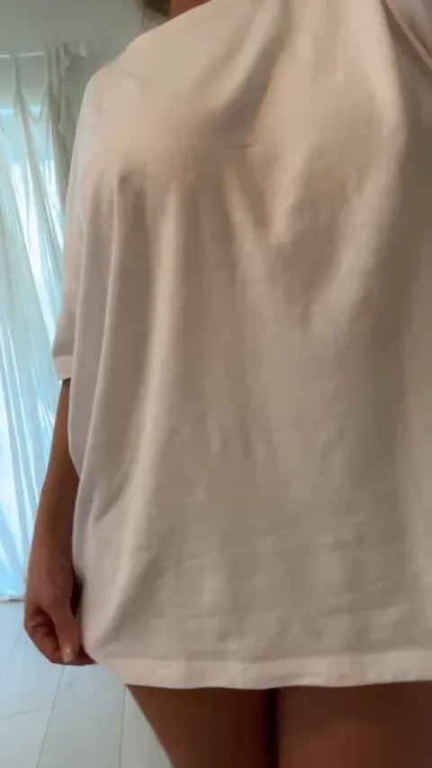 I love my huge tits.