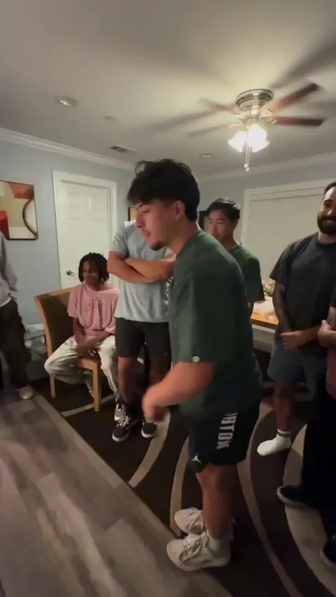 When your living room turns into a stage for peak male performance!