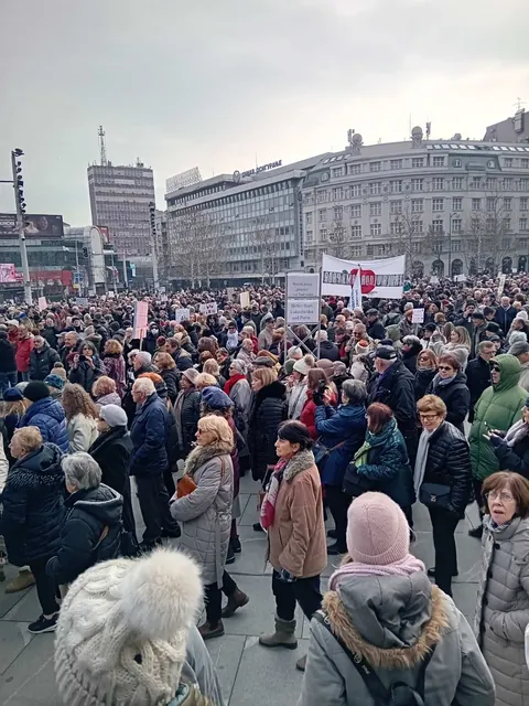 Pensioners gathered this morning in Belgrade to express support for students, with slogans such as "Granny has woken up"; "The boomers are with you"; and many other quirky lines