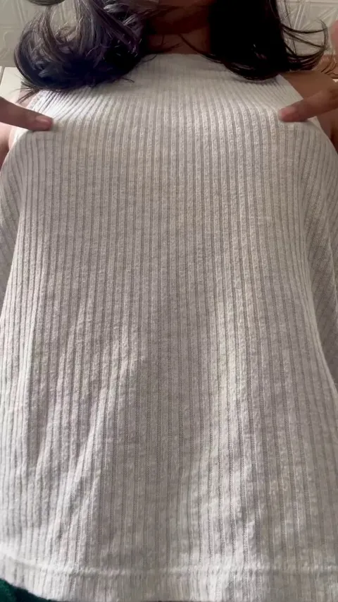 My first post on here. Say hiiiii 👋🏽😘