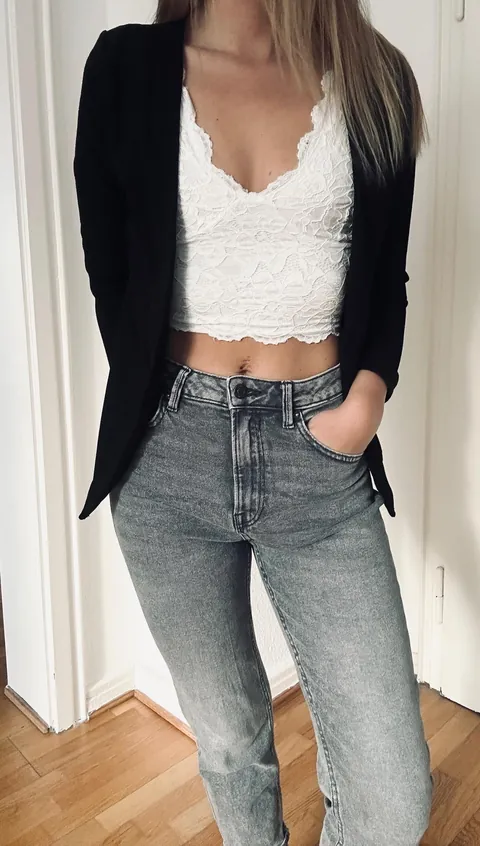 18 ✨ Bürotag 🩷💜 aber ich bin nicht allein im Büro - ratet mal wer oder was mit ist 🤭 (f)