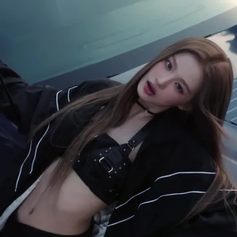 NMIXX - Sullyoon &amp; Bae