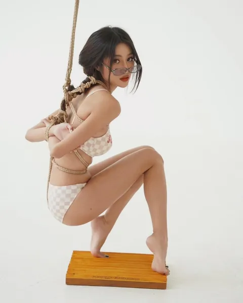 Asian bondage