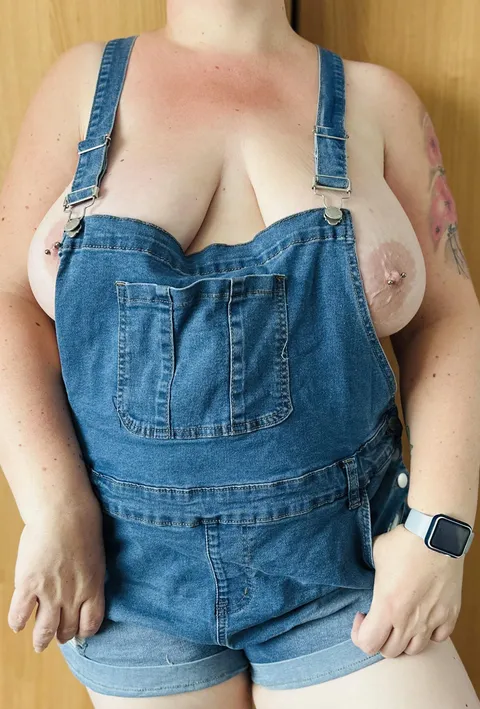 Off out, this is good to wear ain’t it