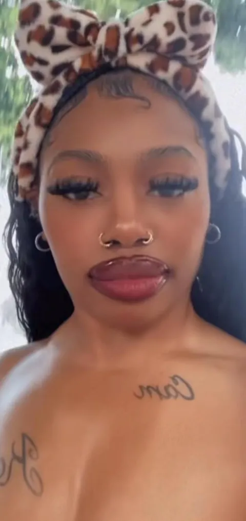 She got me going crazy 😩🍆💦🥜