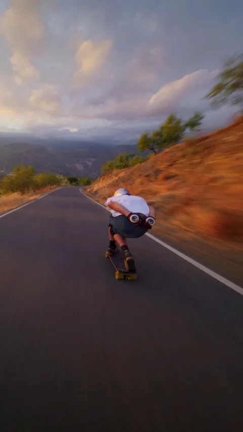 Diego Poncelet skating over 60mph