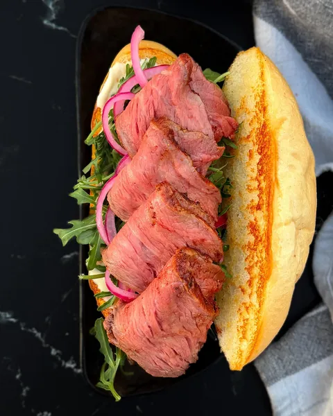 [Homemade] Tri Tip Sandwich