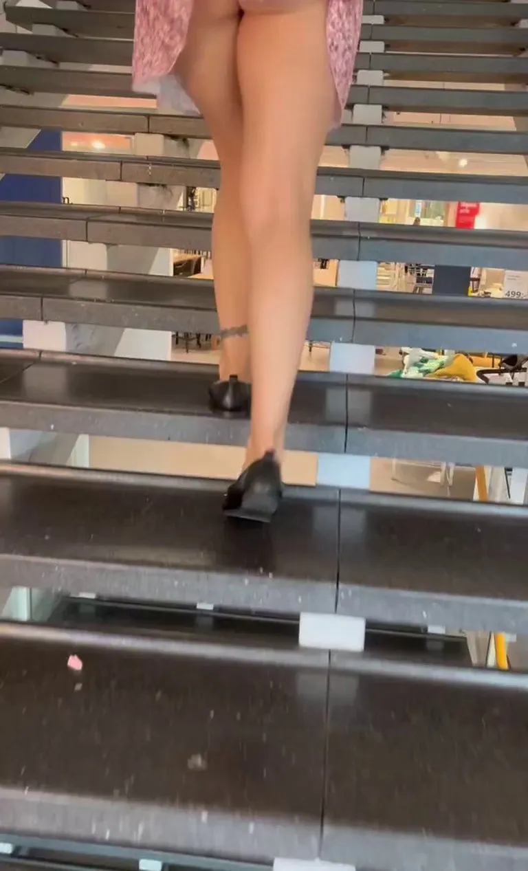 Flashing my swedish booty at IKEA