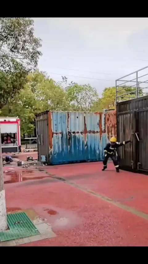 The use of a fog nozzle as a shield