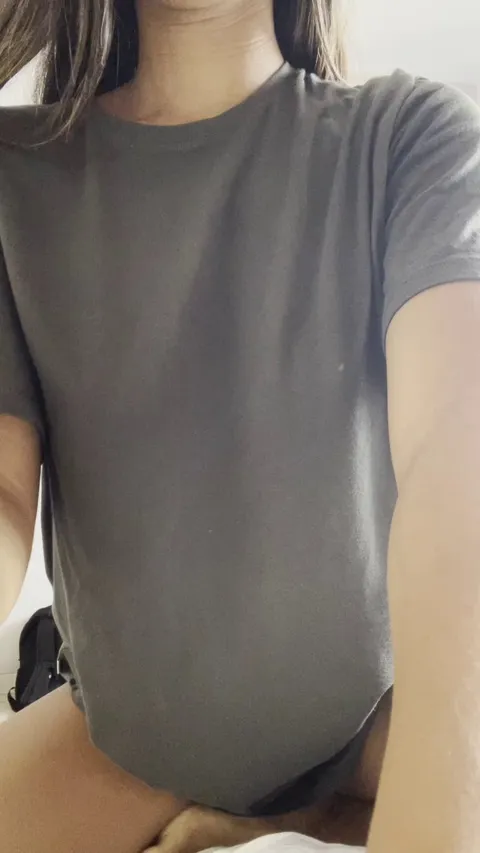 Giving you your weekend titty reveal