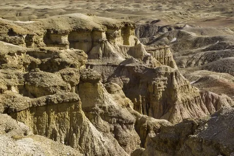 Mongolia in winter - the frozen wonderland