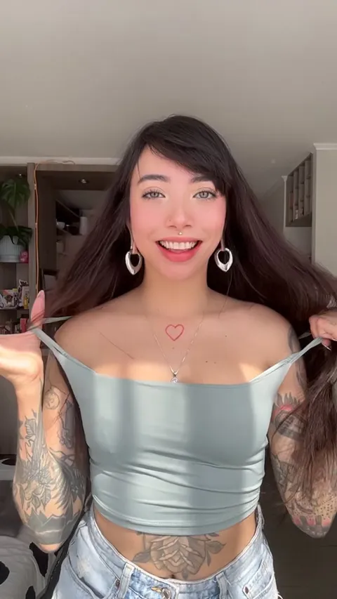 I’m super horny let’s play