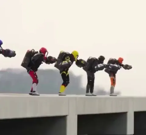 The world's first jetsuit race