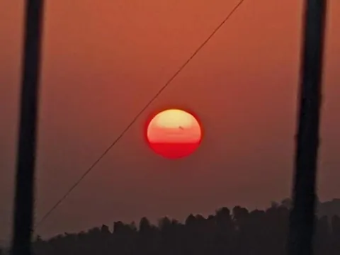 Sun spots (4274?) visible to the naked eye due to dust storm