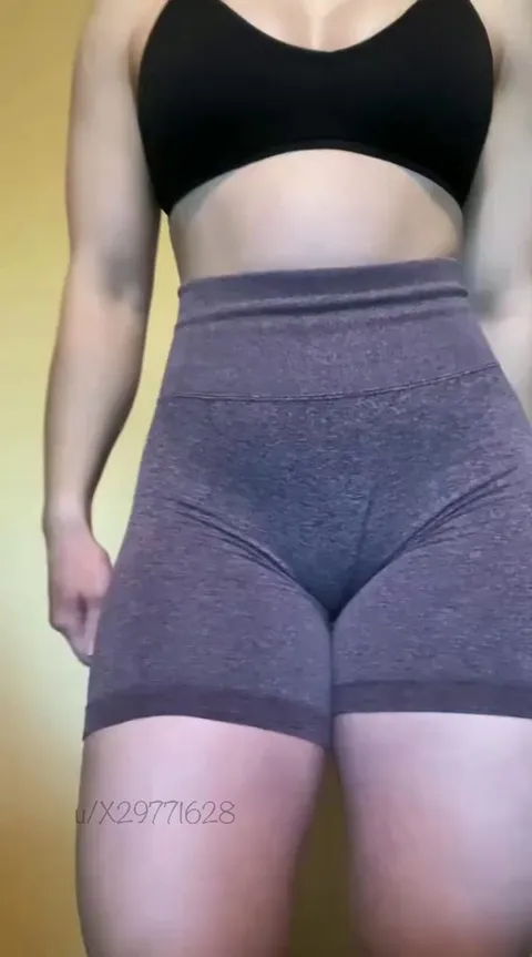 Are you more of an ass or boobs guy? 24F