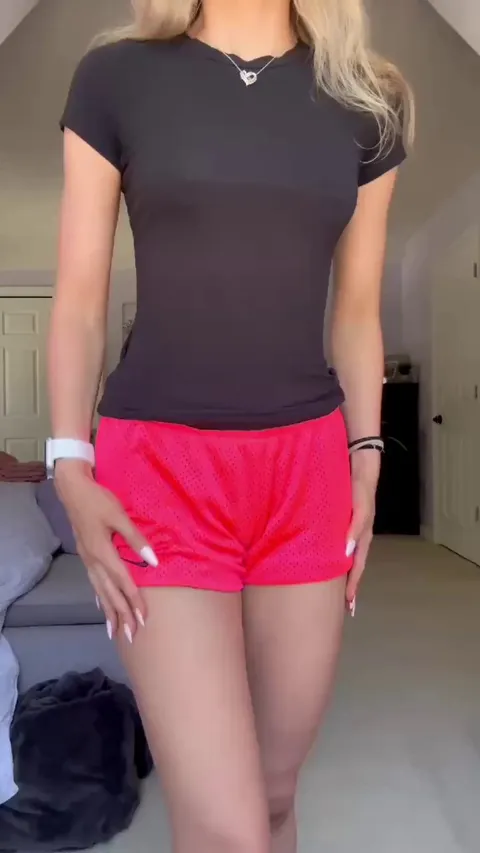 Is this appropriate gym wear for a teenager