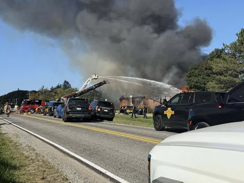 OC: 1 dead, several injured after man begins shooting, sets fire to church in Michigan