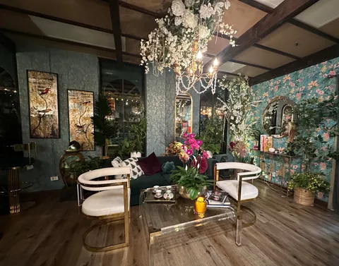 Our local florist is looking cozy