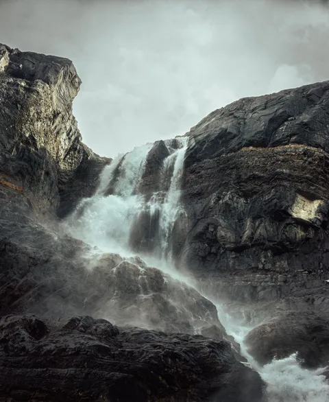 Bow Glacier Falls, Alberta [OC] [3930x4793]