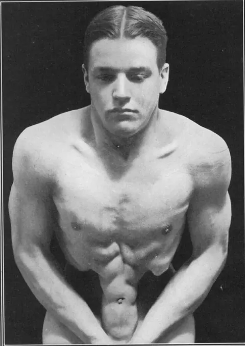 Bodybuilder/strongman Max Sick, demostrates abdominal wall control, more than 100 years ago. Circa 1900.