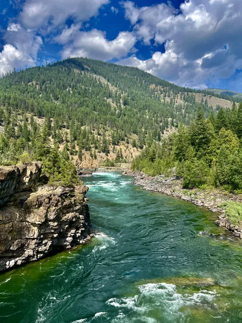 Kootenai River, Montana, USA [OC] [3024 × 4032]