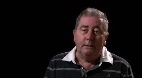 Alan Billis a 61 year old British taxi driver became the first person in 3000 years to be mummified using the exact techniques once reserved for Egyptian pharaohs like Tutankhamun.After his death from lung cancer in January 2011 his body was donated to a scientific project led by Dr. Stephen Buckley