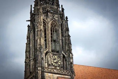 These three cages, that were used to hold the dismembered remains of opposing religious leaders in the region in 1536, still hang on St. Lambert’s Cathedral in Münster, Germany