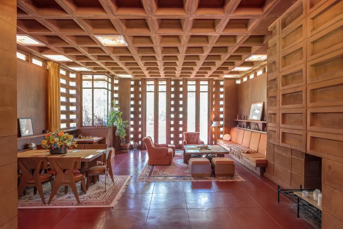 The Theodore A. Pappas House, designed by Frank Lloyd Wright in the Usonian style, St. Louis, Missouri [2048x1366]