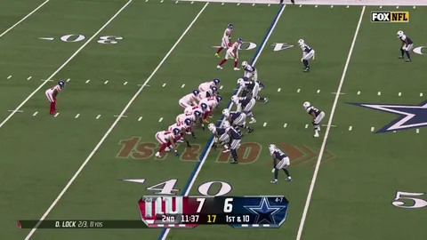 [Highlight] DeMarvion Overshown deflects pass to intercept it for Pick-6