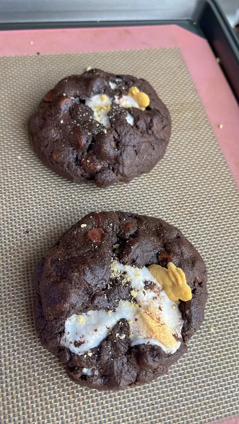 [homemade] a variety of cookies i’ve made this past year.