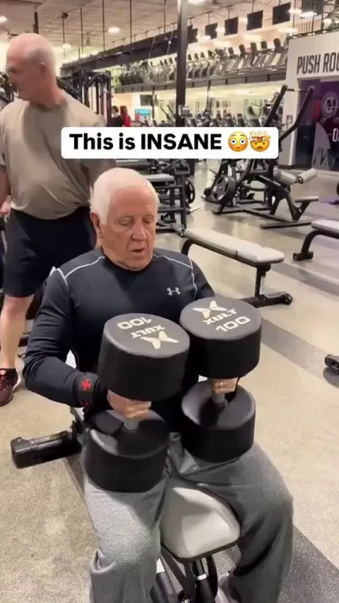 79 years old and pressing the 100s....💪