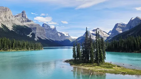 Spirit Island, Jasper National Park [4000x2252] [OC]