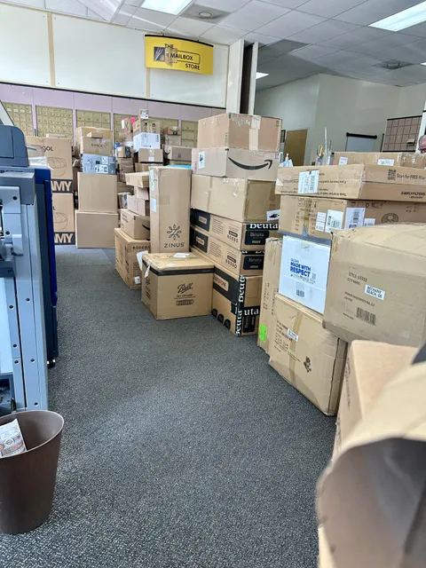 The (mostly Amazon) returns at a single UPS Store...