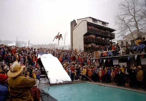 Lots to Unpack –Detailed &amp; Mysterious Vintage Images, 1910-1977