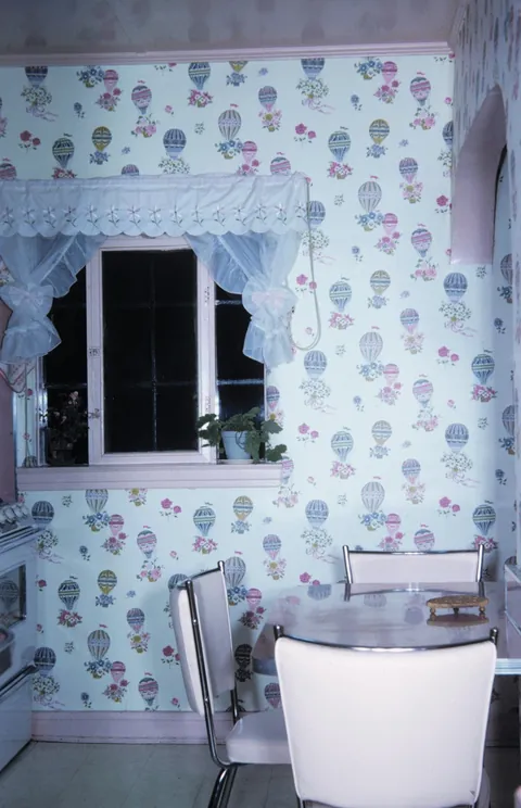 Vintage Wallpaper and Interiors, 1948-1979