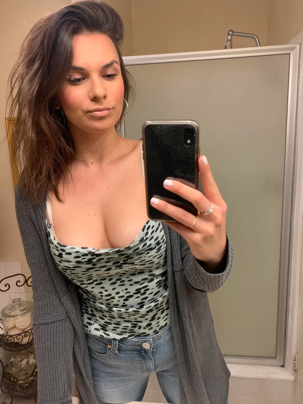 [F26] This is what happens when you’re single &amp; stay home on weekends. 🪄