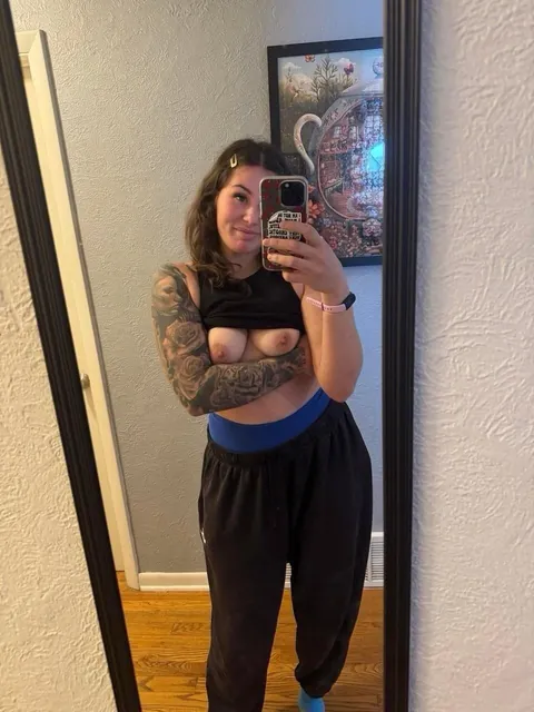 This is how natural mom boobs look… still like? 😭🥹➡️