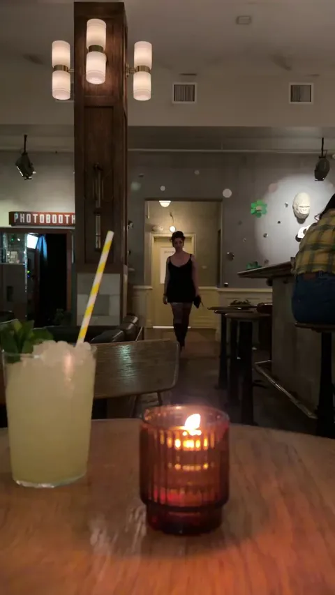 Just another Monday night in Portland...