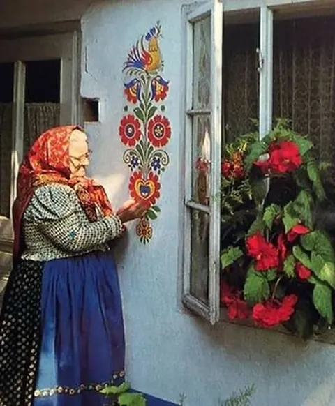 90 years old Agnes Kasparkova turns her small village into an art gallery