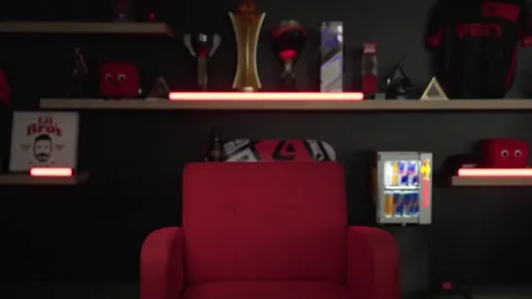 Please welcome the newest member of the LCS: Sentinels