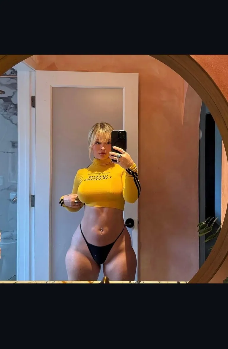 I don’t understand resisting.. Why would you purposely deny yourself the pleasure of porn? That’s stupid.. Drop your pants RIGHT NOW and tell me your favorite slide 💕